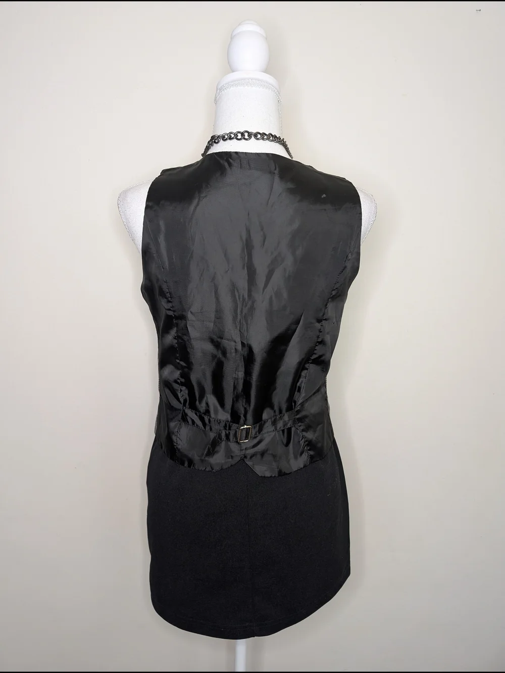 Office Siren Gray Plaid Button Front Vest - Picture 7 of 8